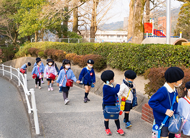 学校法人信望愛学園